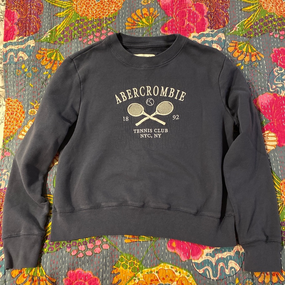 Abercrombie Kids Navy blue crewneck sweatshirt